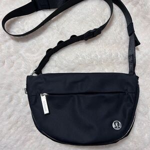 Lululemon All Night Micro Festival Bag *Zip Top